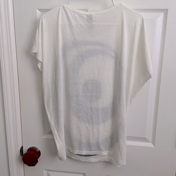 Go Couture Gray and White Graphic Tee - Picture 5 of 5